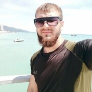  ,  Ismail, 33