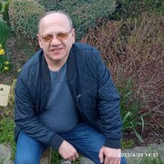  ,  Yurik, 56