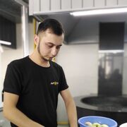  ,   Hojiakbar, 28 ,   ,   