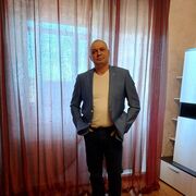  ,   Mihail, 48 ,   ,   