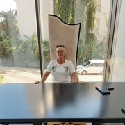  ,   Larisa, 60 ,   c 