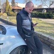  ,  Yakim, 32