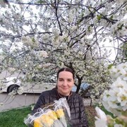  ,   Julia, 49 ,   