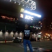  ,  Timur, 32