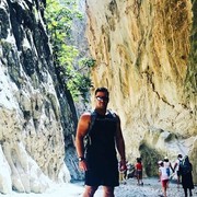  ,   Eric, 38 ,   ,   , c 