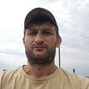 ,  Artem, 37