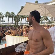  ,   Guy, 30 ,   ,   