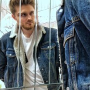  ,   Anton, 33 ,   ,   