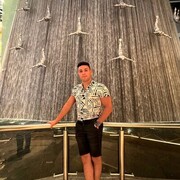  ,  John, 32
