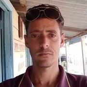  ,   Charly, 40 ,   ,   