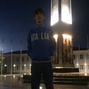  ,  Levan, 27