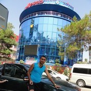  ,  Arman, 42