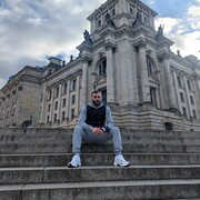  ,  Irakli, 32