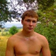  ,  Maksim, 33