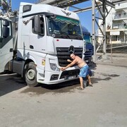  ,   Vitalie, 37 ,   ,   