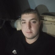  ,  Kolya, 22
