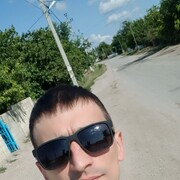  ,   Andrei, 37 ,   ,   , c 