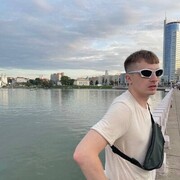  ,  Vlad, 28