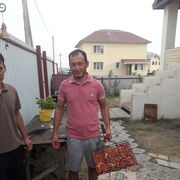  ,   Elmurad, 40 ,     