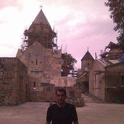  ,   Artem, 42 ,   ,   , c 