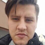   ,  Denis, 28