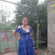  ,   Julia, 39 ,   ,   