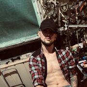  ,  Stas, 24