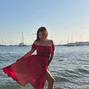  ,   Elena, 27 ,   