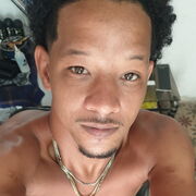  Gowanda,  Yoennis, 28