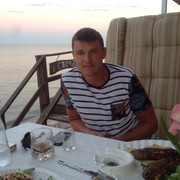  ,   Igor, 38 ,   