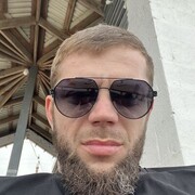  ,  Shamil, 29