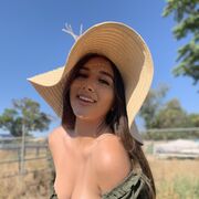  -,   Olivia, 28 ,   ,   , c , 