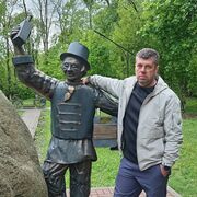  Abbots Langley,  Aleksandrs, 45