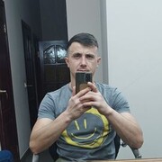  ,  Alex, 31