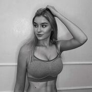 , 