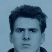  ,  Simas, 54