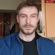  ,  Igor, 33
