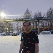  ,  Sardorbek, 28
