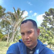  ,   Alberto, 34 ,   ,   