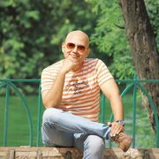  ,  Alex, 51