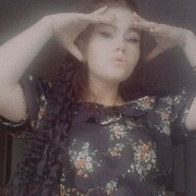  ,  Darina, 23