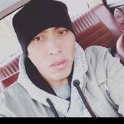  -,  Amir, 33