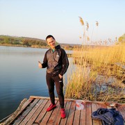  ,   Maksim, 49 ,   