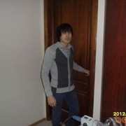  --,   Realist, 33 ,  