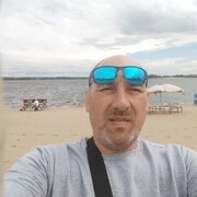  ,  DEN, 44
