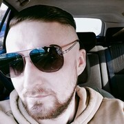  ,  Alex, 27