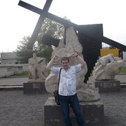  ,   Alex, 42 ,   ,   