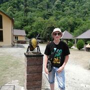  ,  Artem, 24