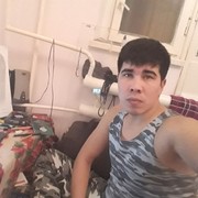  ,  Javohir, 32