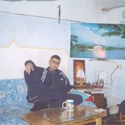  ,   Viktor, 42 ,   
